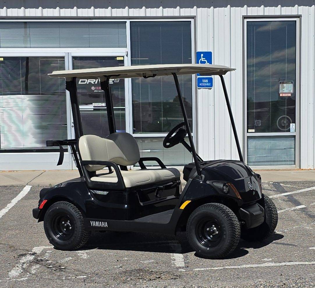 2026 Yamaha PTV QuieTech EFI Gas Onyx Metallic